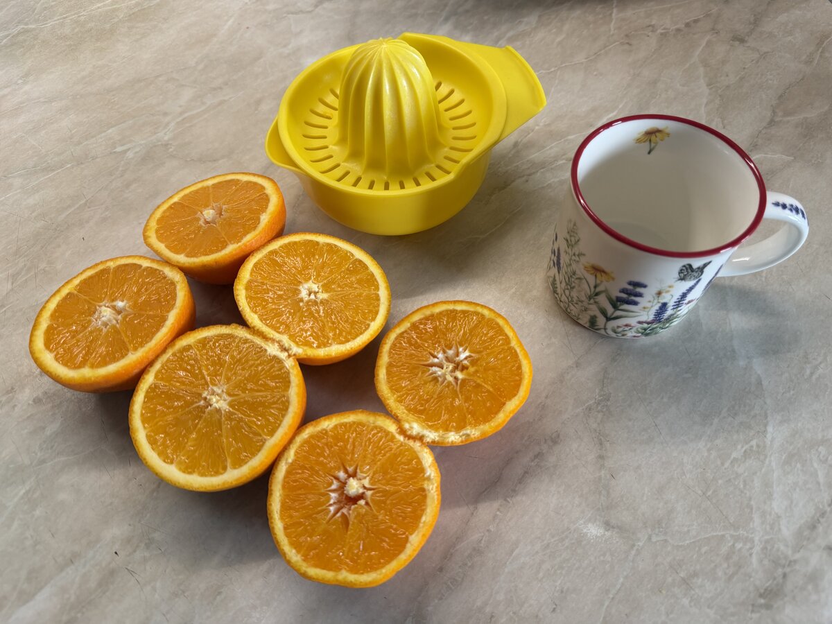 hrnček s jarným motívom